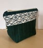 Diamond Daisies Quilted Zip Pouch in Pinstripe Forest Green