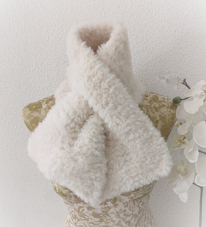 Faux Fur Neck Warmer Knitting Digital Pattern, Chunky Yarn, 1 ball easy knit