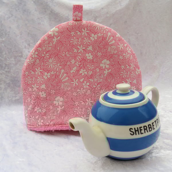   Tea cosy, size small, to fit a one to two cup teapot