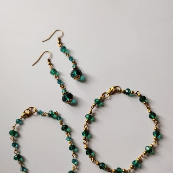 Deep green bracelet and earrings set, jewellery set