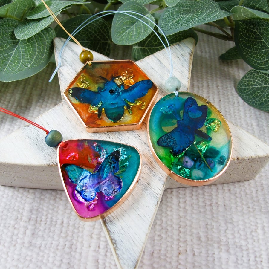 Hanging Insect Decorations, Resin with Inks and Metal Leaf 