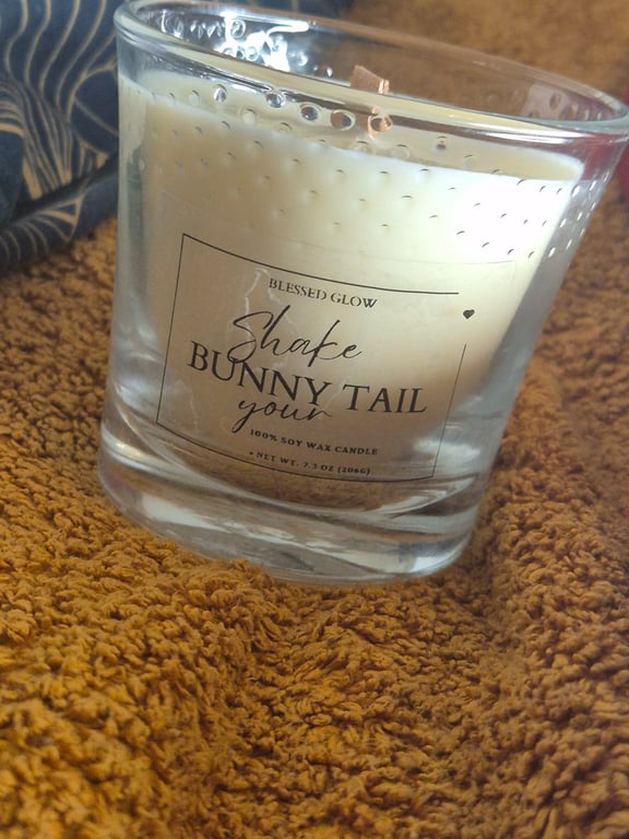 Shake Your Bunny Tail Candle 