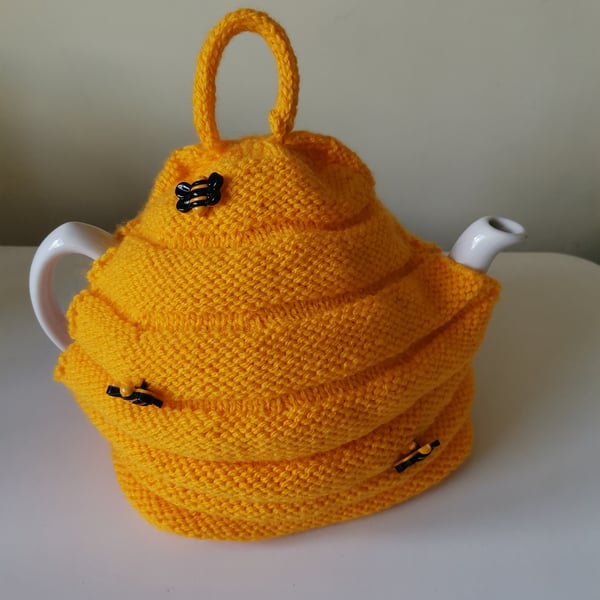 Hand Knitted Teapot Cosy, 6 Cup Teapot Cosy, Kitchen Accessory, Bee Gift