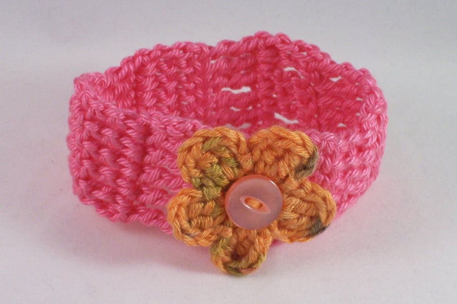 Crochet cuff with crochet flower and vintage button - Mhairi