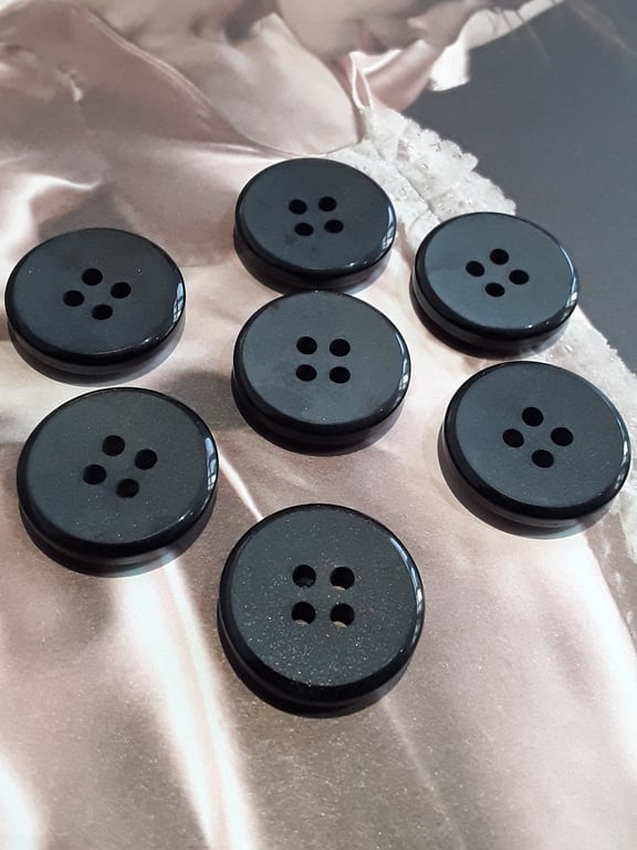 1" 25mm 40L Solid BACK BUTTONS Matt & Shiny mix