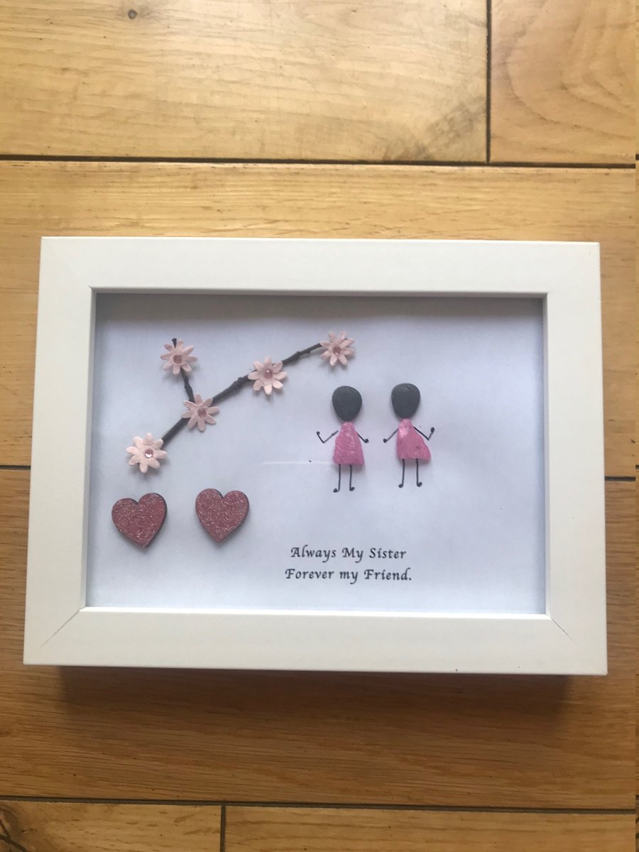 Sisters Pebble Artwork Frame, Sister Gift, Family Box Frame, Pebble Artwork Fram