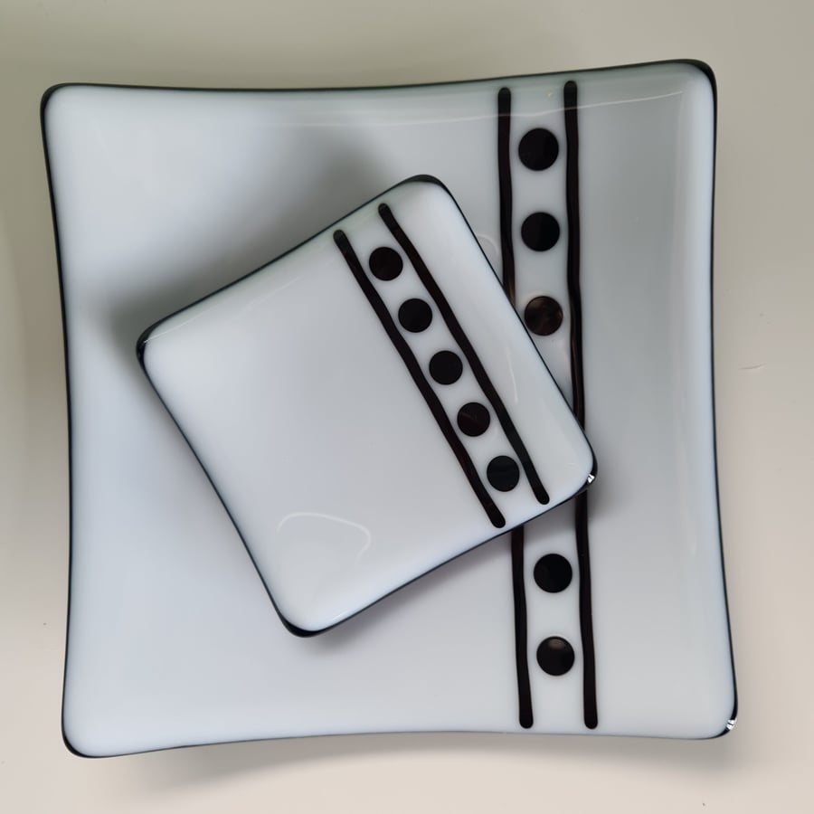Set of two black and white shallow fused glass dishes