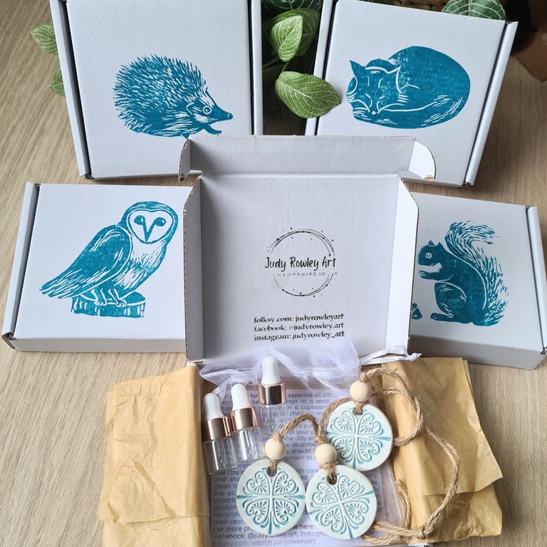 Clay oil diffuser set with choice of box design gift set home decor