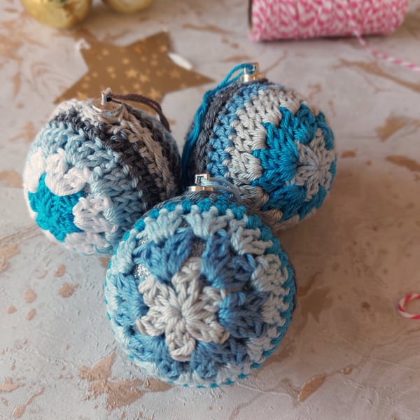 Crochet Christmas Baubles. Tree Decorations Set of 3 