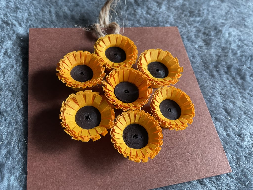 Quilled Sunflower Gift Tag