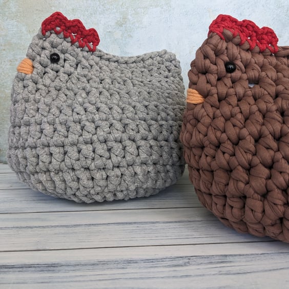 Chicken doorstop, hen doorstop, country style home decor