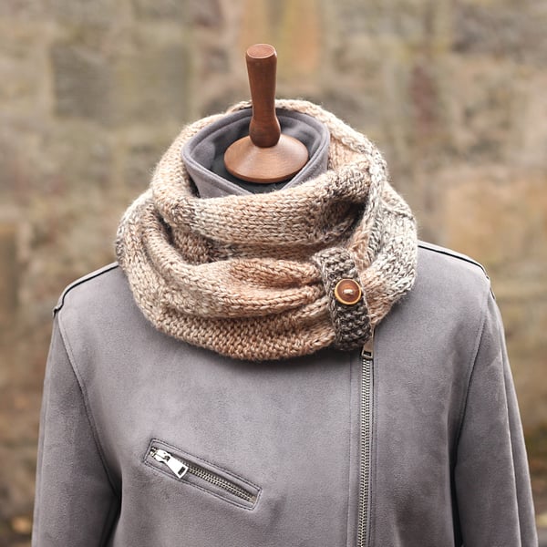 SCARF, knitted infinity loop scarf, chunky beige brown cream womens button snood