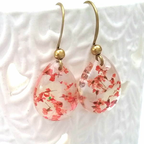 Resin Flower Earrings...