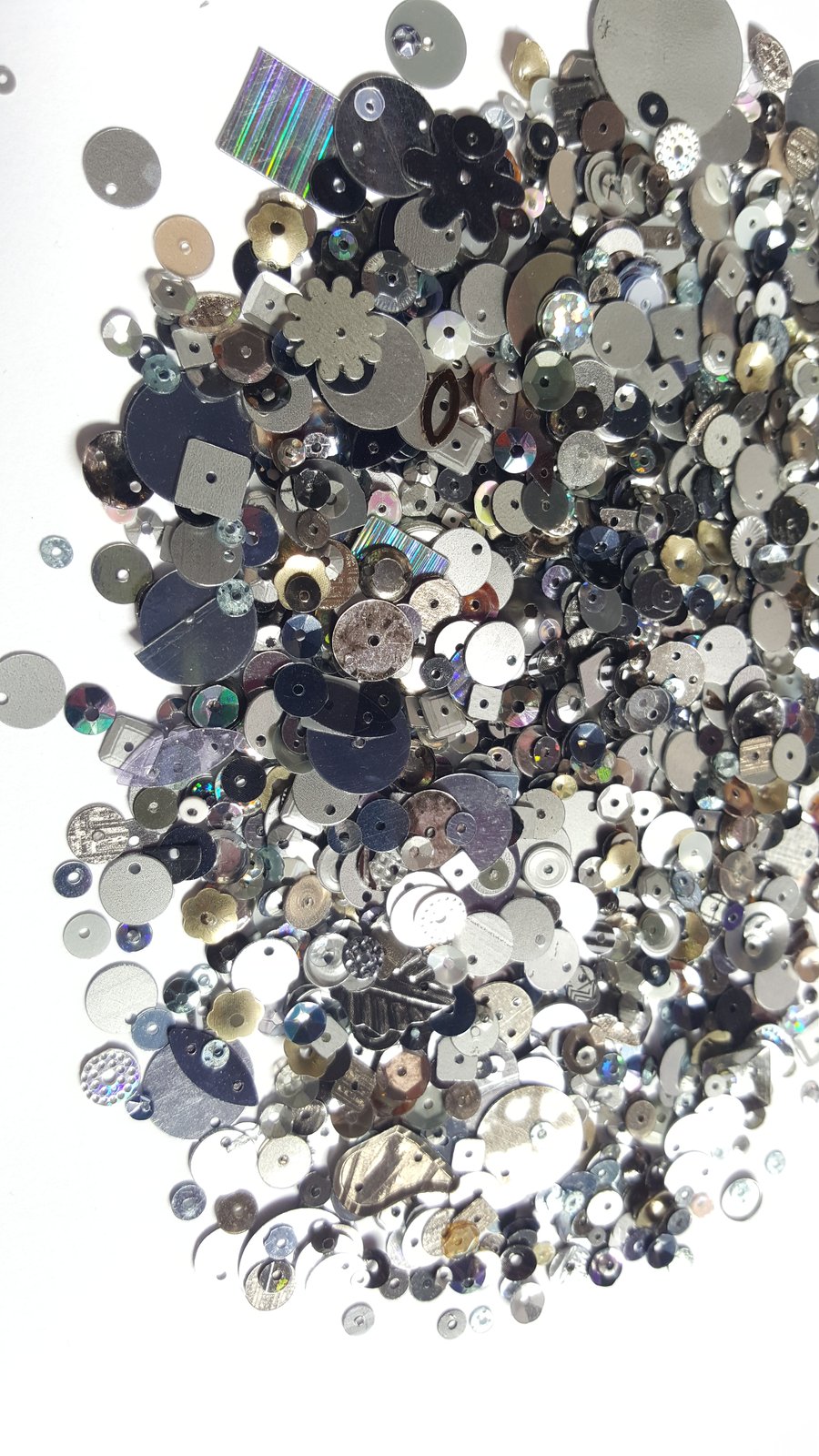 5g Craft Sequin Confetti - Mixed Sizes - Mixed Shapes - Classic Silver Mix 