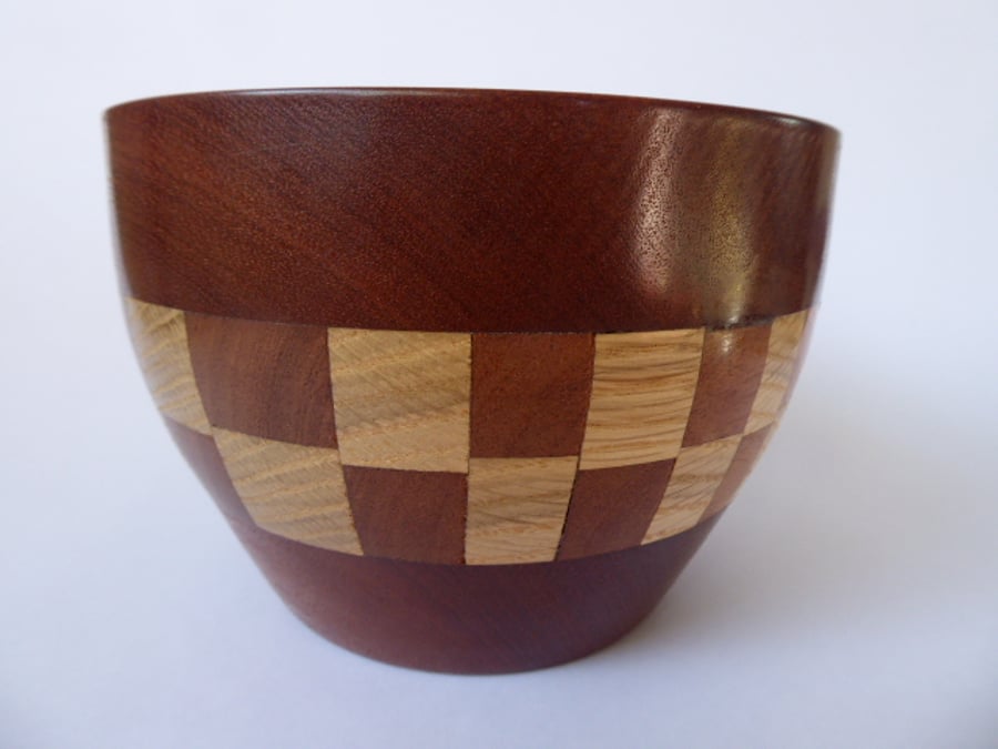 Segmental hardwood bowl