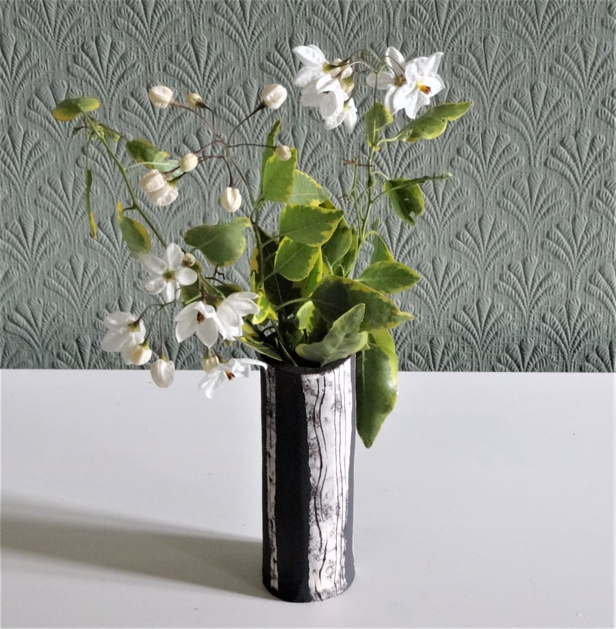 Gillie.  Small ceramic handmade black and white vase.