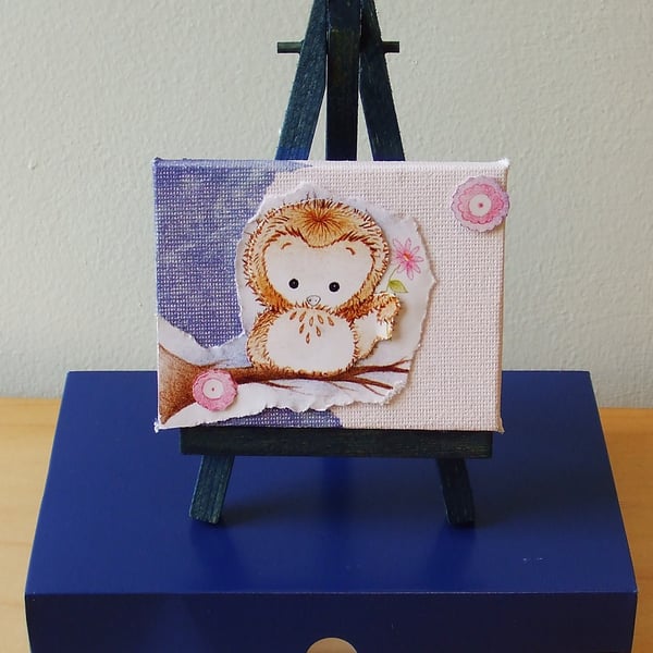 Miniature Owl Canvas with Easel and Gift Box