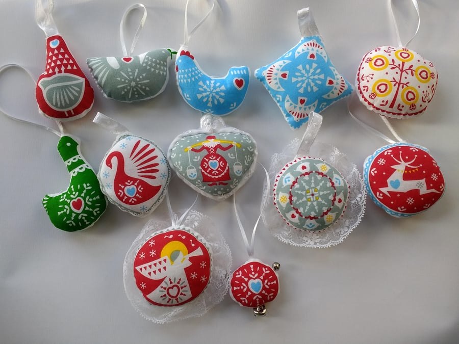 REDUCED -12 days of Christmas hanging decorations set of 12