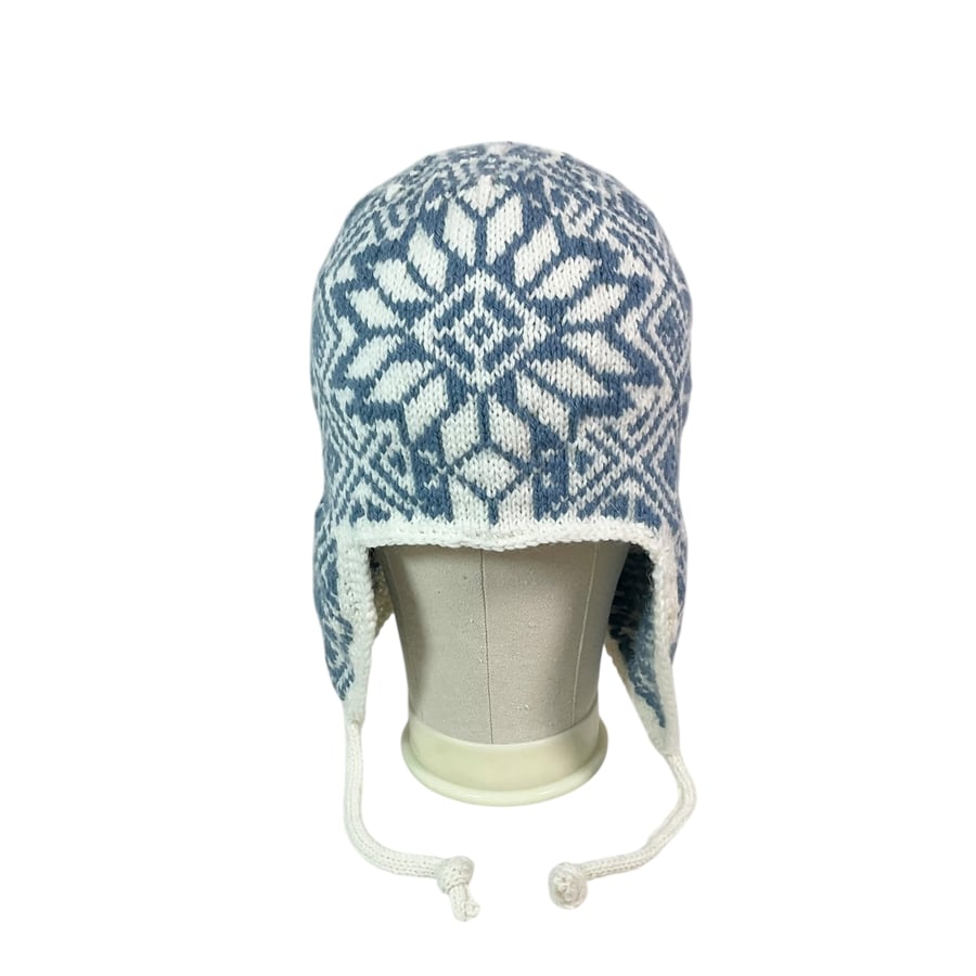 stranded blue and white earflap hat, chullo hat, Andean wool unisex, warm winter