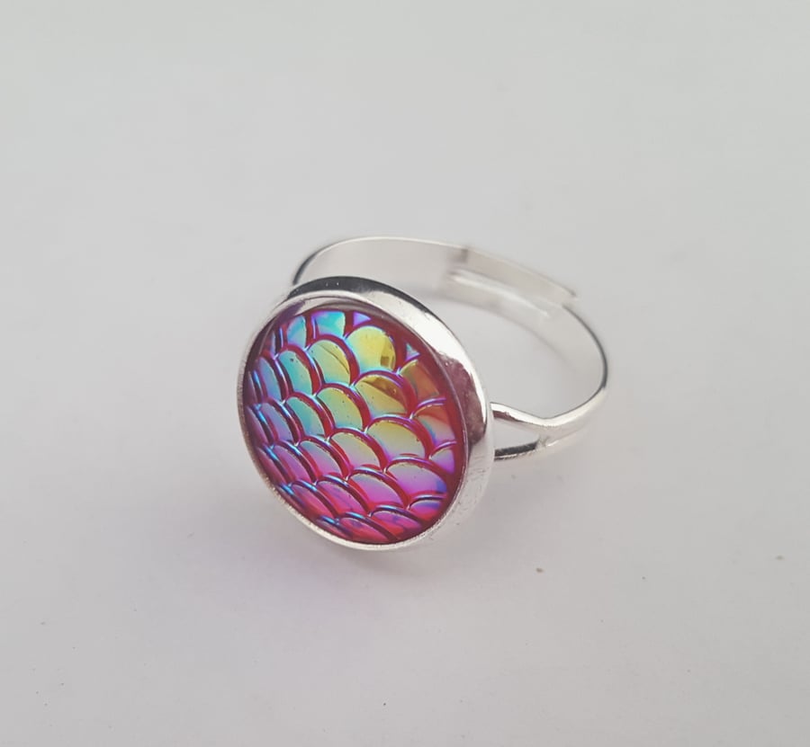 Dragon egg Mermaid scales ring- pink and red iridescent