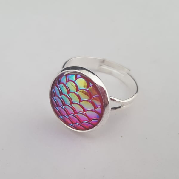 Dragon egg Mermaid scales ring- pink and red iridescent