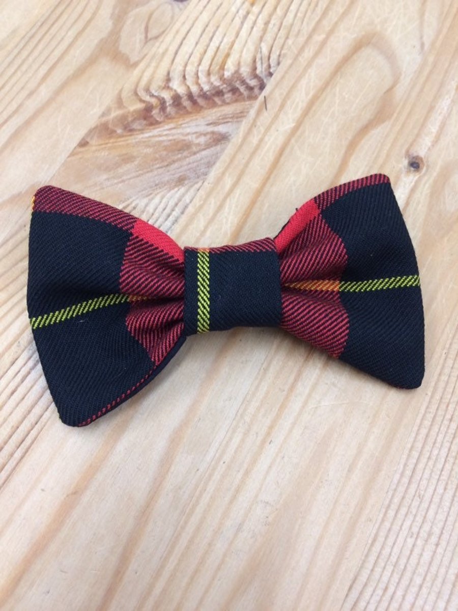 Wallace Tartan hair bow, babies, children