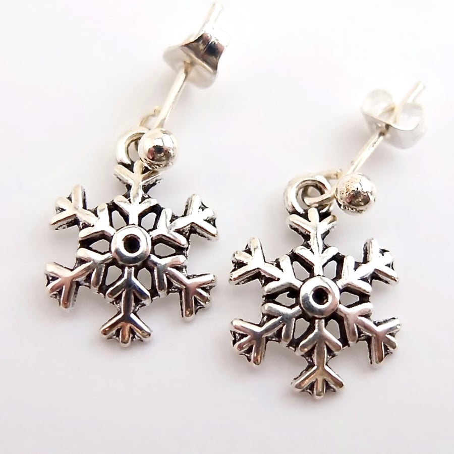 Christmas Snowflake Earrings - Free UK Delivery