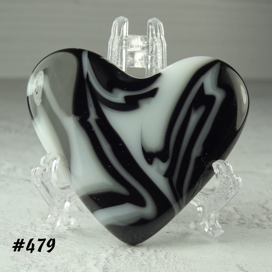 Fused glass black and white heart pocket hug with stand 5x4.5cm (479)