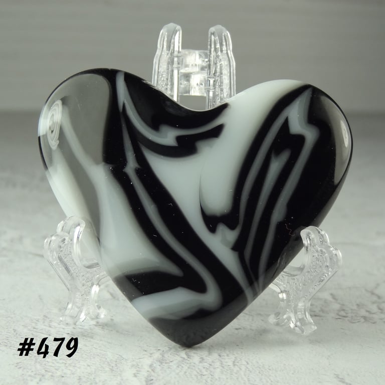 Fused glass black and white heart pocket hug with stand 5x4.5cm (479)