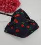 Face mask,  medium,  3 layer,  nose wire,  adjustable, washable in navy cherry - Image 5