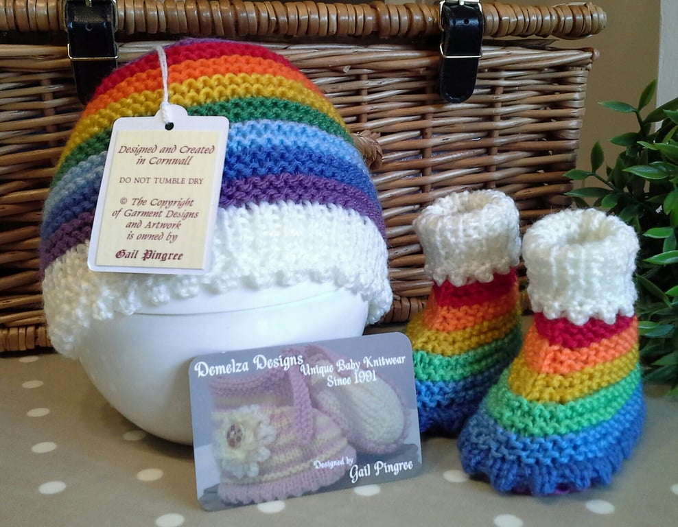 Baby Girl's Rainbow Beanie Hat & Booties Set 0-3 months