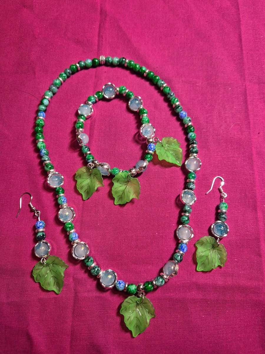 Leaf & Gemstone Jewellery Set — Handcrafted Collection   