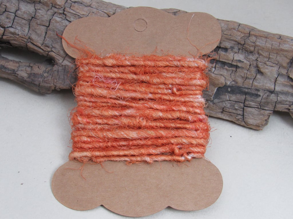 Naturally Dyed Madder Red Pure Silk Sari Silk Yarn 