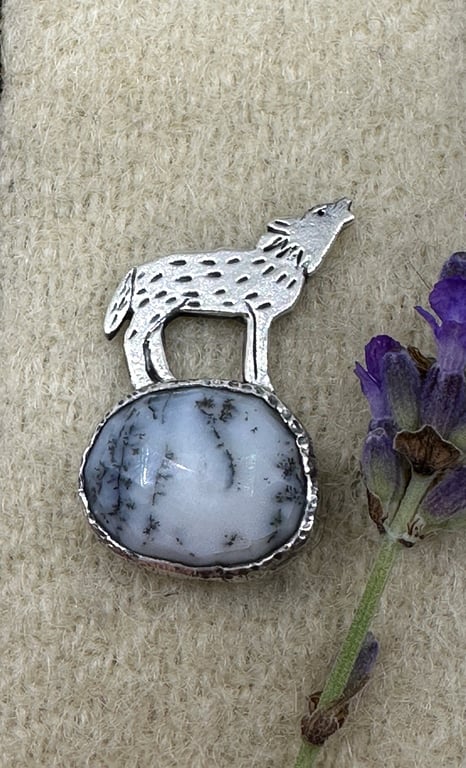Wolf Tack Pin Brooch with Dendritic Opal