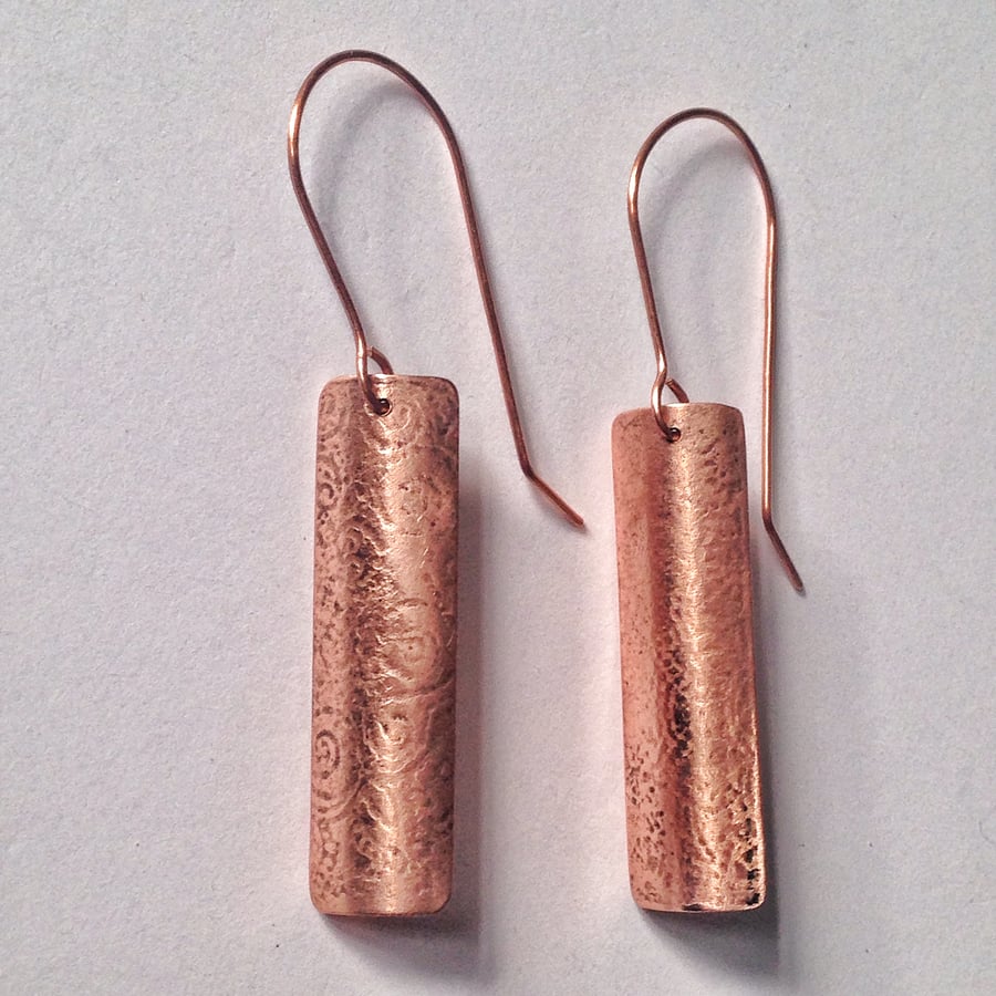 Curved Copper earrings 