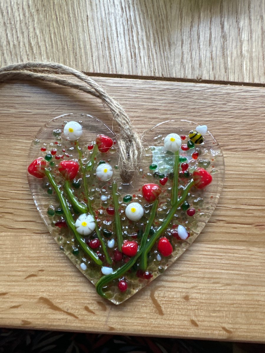 Hanging Heart with strawberries 