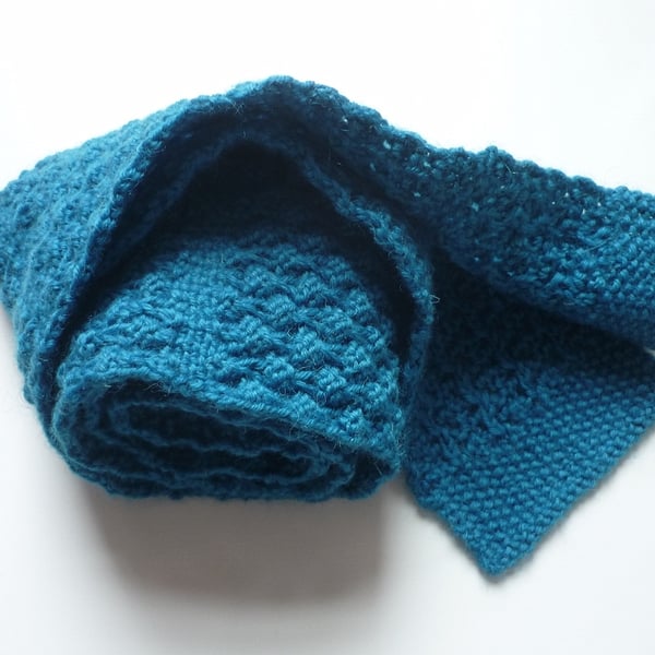 British wool scarf - Handmade gift for girls - Eco friendly knitwear