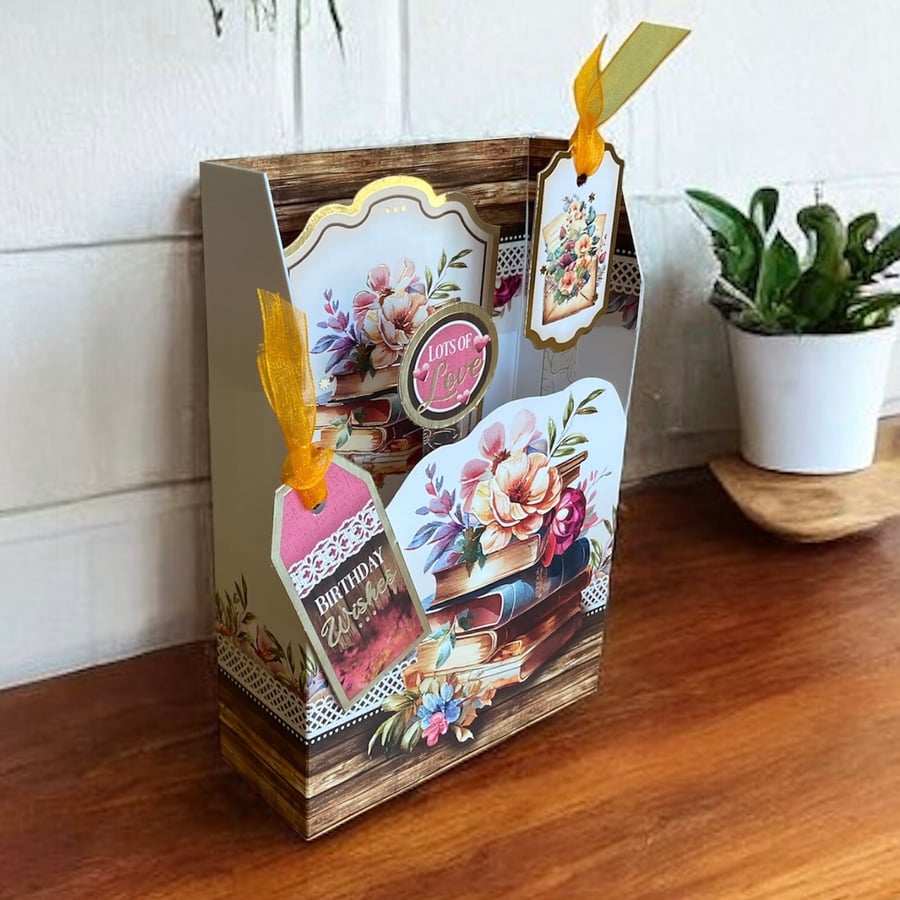 Pop Up 3D Birthday Card Perfect for a Book Lover.