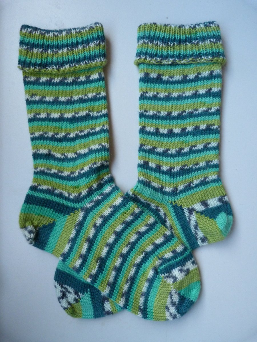 Knitted Ribbed Wool Socks Size 4 to 5 Turnover Tops