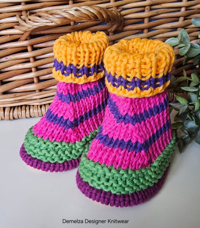 Bright Pure Cotton Aran Baby Booties 0-3 months size 