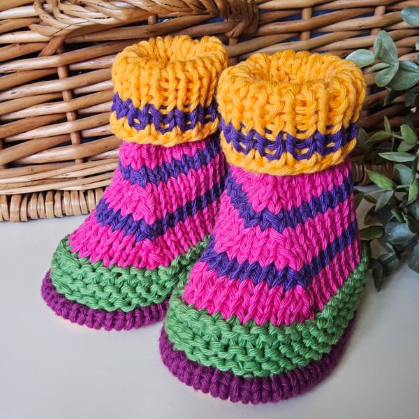 Bright Pure Cotton Aran Baby Booties 0-3 months size 