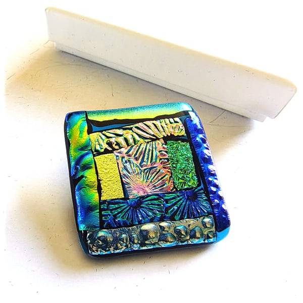 Dichroic L015 Luxury Fused Glass Patchwork Brooch Handmade 