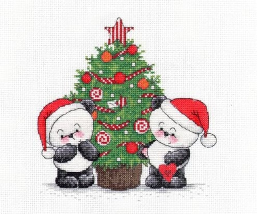 Party Paws Bamboo's Christmas tree cross stitch chart