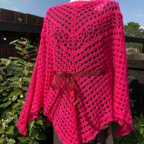 Handmade Lace Blouse Cover Up Handkerchief Top in Fuchsia Pink Merino Wool Yarn