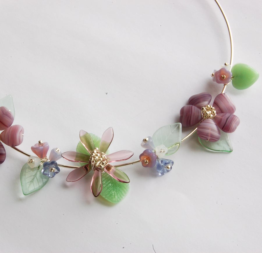 Spring flowers choker