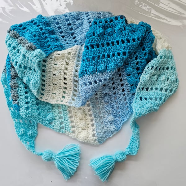 Blues and cream triangle scarf