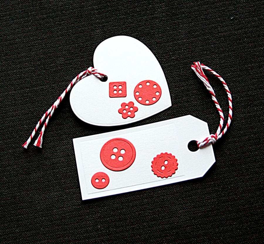 Red Buttons Tags - set of 2 - Handcrafted gift tags - dr17-0065