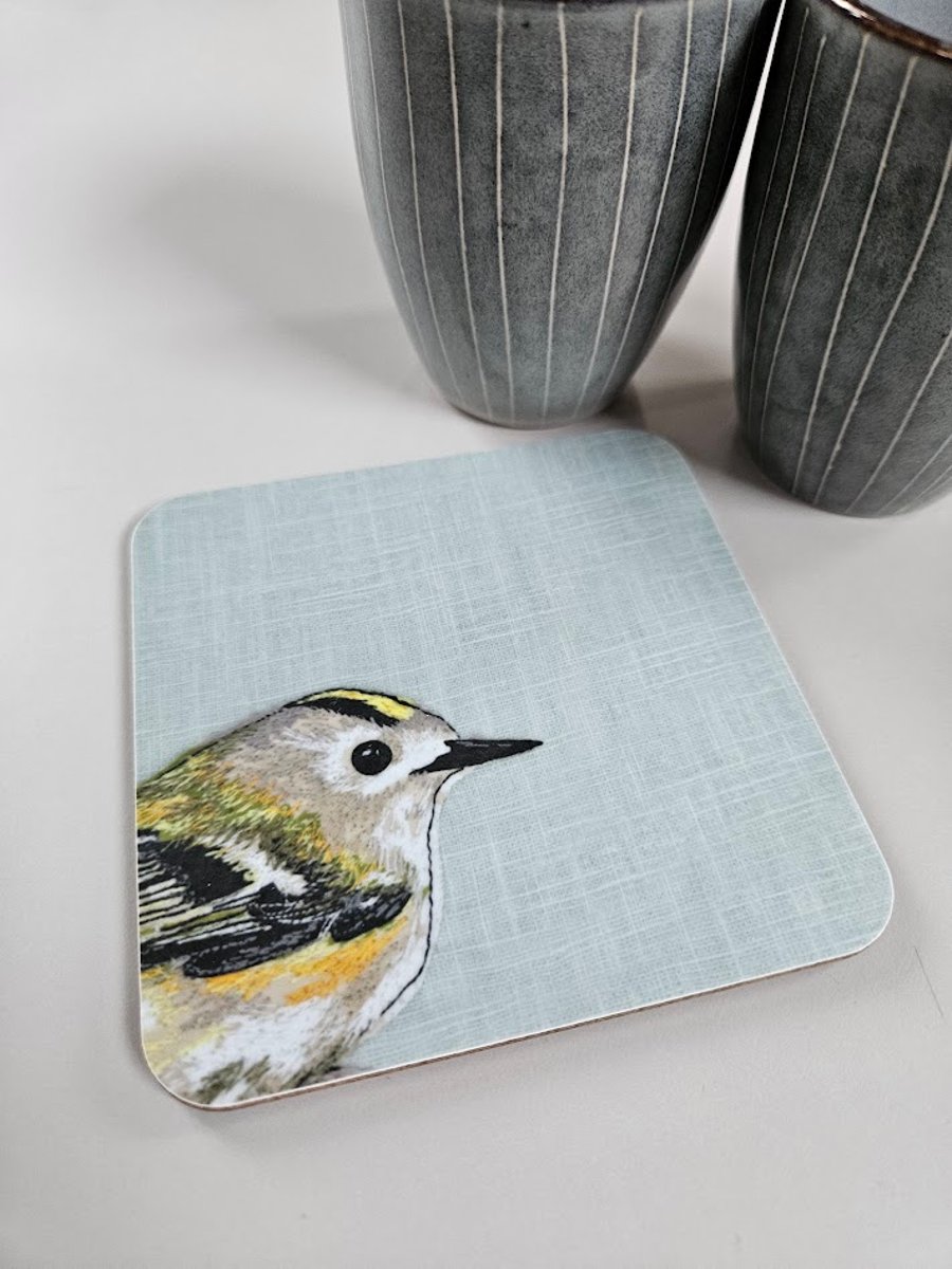 'Peeking' Goldcrest coaster, garden bird mat