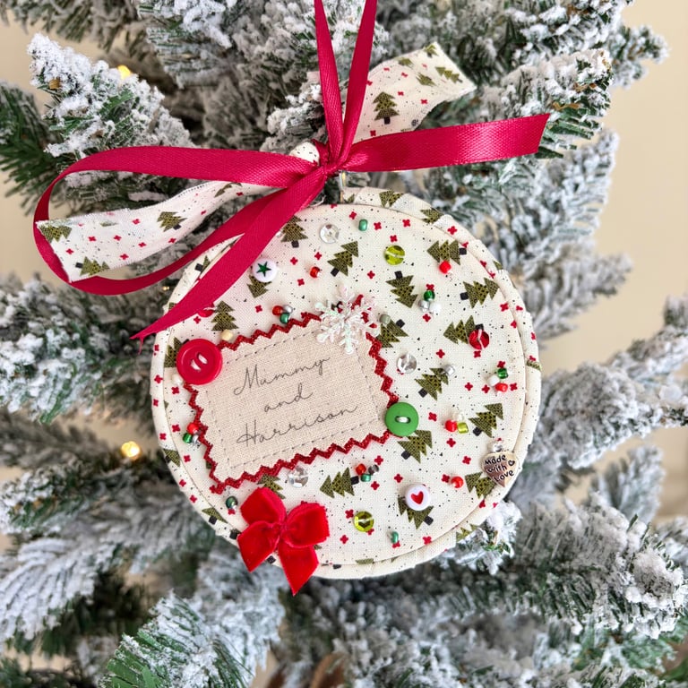 Personalised Mummy Bauble - Family Name Hoop - Christmas Tree Decoration 