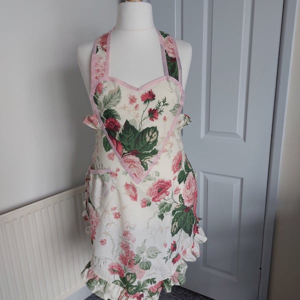 1940's retro style sweetheart apron 